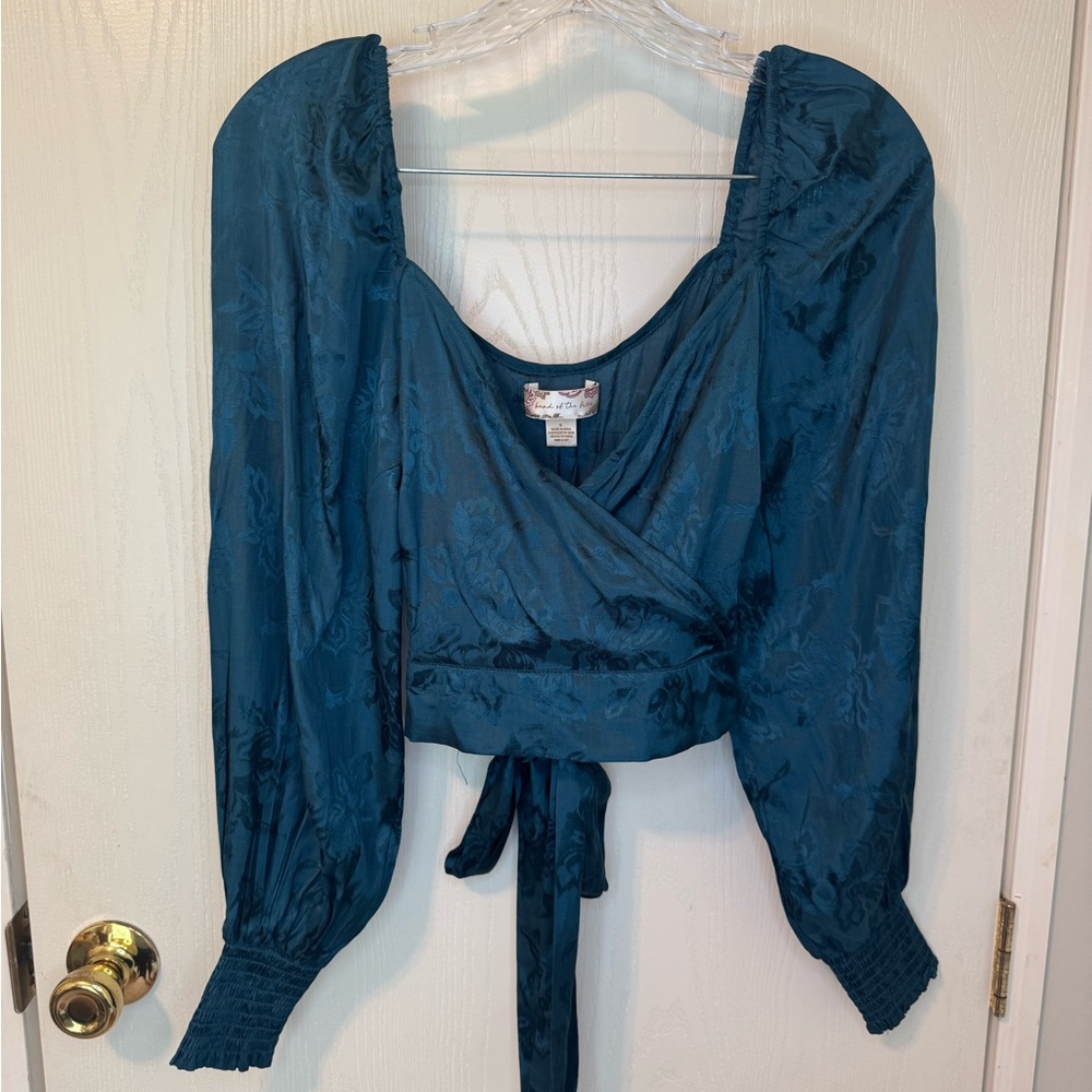 Band of the Free Teal Faux Wrap Top Size Small